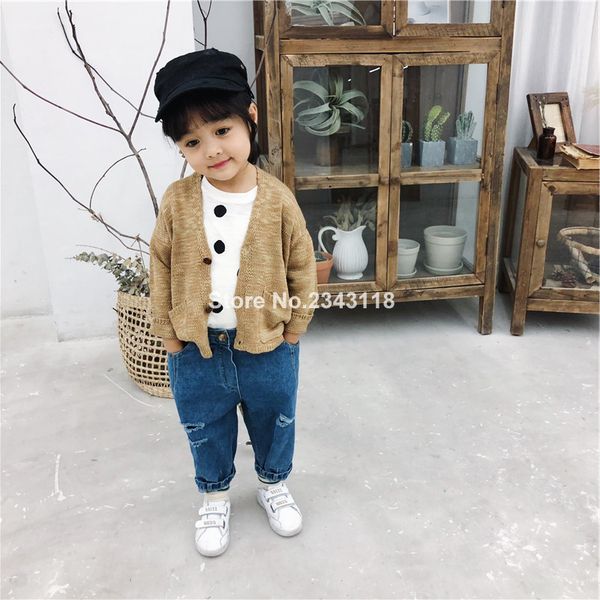 2019 spring fashion girls solid color loose casual sweater cardigan 1-6y kids all-match v-collar sing-breasted coat, Blue
2019 spring fashion girls solid color loose casual sweater cardigan 1-6y kids all-match v-collar sing-breasted coat, Blue