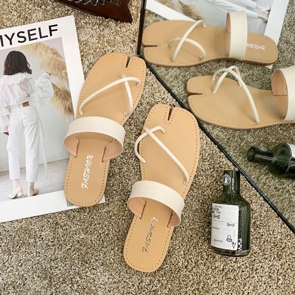 shoes woman 2020 low slippers casual rubber flip flops slipers women shale female beach soft luxury hawaiian new sabot summer, Black
shoes woman 2020 low slippers casual rubber flip flops slipers women shale female beach soft luxury hawaiian new sabot summer, Black