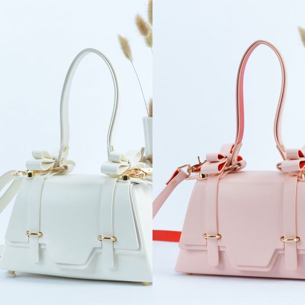 2019 contrast color shoulder small square shoulder women's solid color bow women's bag messenger portable small square bag
2019 contrast color shoulder small square shoulder women's solid color bow women's bag messenger portable small square bag