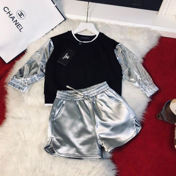 2019 новый высококачественный детский длинный рукав из двух частей suit190815#17, White
2019 новый высококачественный детский длинный рукав из двух частей suit190815#17, White