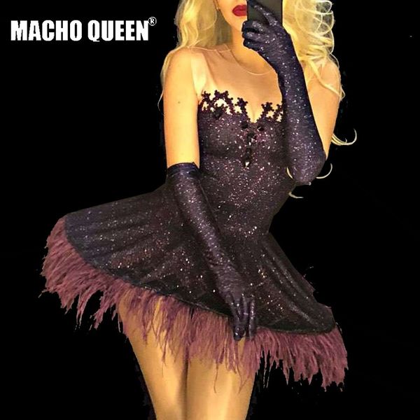 drag queen costumes rhinestone tutu dresses with gloves celebrity red carpet runway dance wear stage for singer, Black;red
drag queen costumes rhinestone tutu dresses with gloves celebrity red carpet runway dance wear stage for singer, Black;red