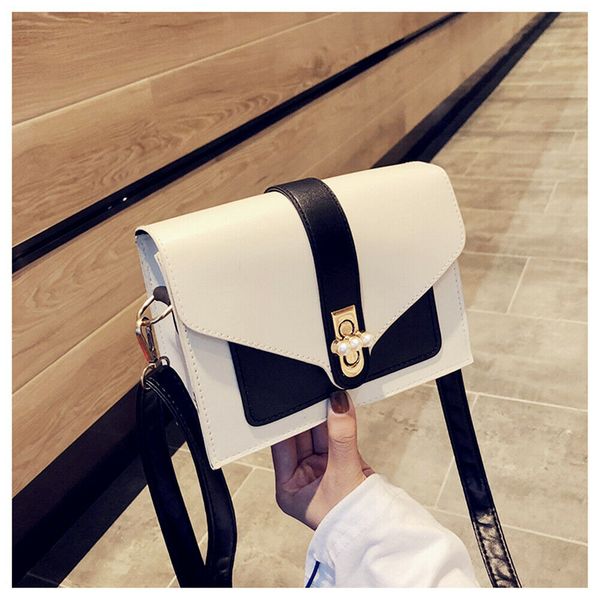 2019 fashion women messenger bags handbag leather cover small square woman bag women shoulder crossbody bags
2019 fashion women messenger bags handbag leather cover small square woman bag women shoulder crossbody bags