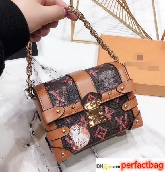 410handbags luxury handbags wallet famous brands hana dbag bags crossbody bag fashion vintage leather shoulder bags men s bag 
410handbags luxury handbags wallet famous brands hana dbag bags crossbody bag fashion vintage leather shoulder bags men s bag