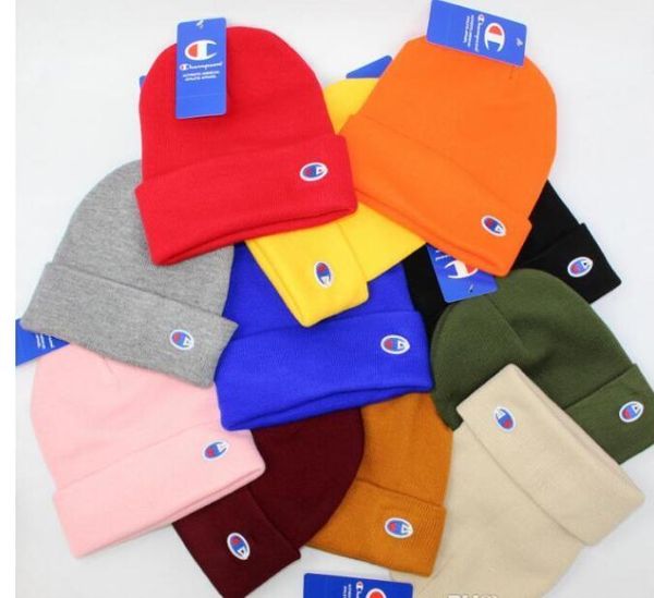 02 color embroidered small cap, high-quality hip hop male and female couple wool cap, tide brand super knitted warm hat, Blue;gray
02 color embroidered small cap, high-quality hip hop male and female couple wool cap, tide brand super knitted warm hat, Blue;gray