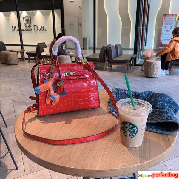 newaaahermeskelly designer luxury handbags women luxury handbags original leather woman designer bags size 25x16cm
newaaahermeskelly designer luxury handbags women luxury handbags original leather woman designer bags size 25x16cm