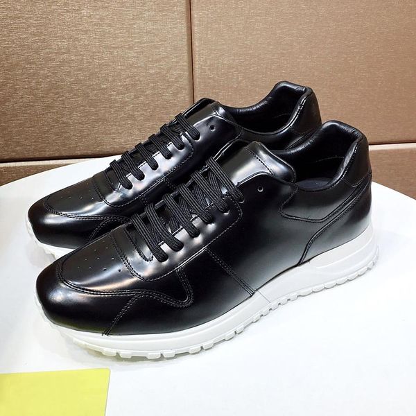 new designer high-end luxury fashion casual shoes driving shoes wild flat outdoor sports shoes with original box, Black
new designer high-end luxury fashion casual shoes driving shoes wild flat outdoor sports shoes with original box, Black
