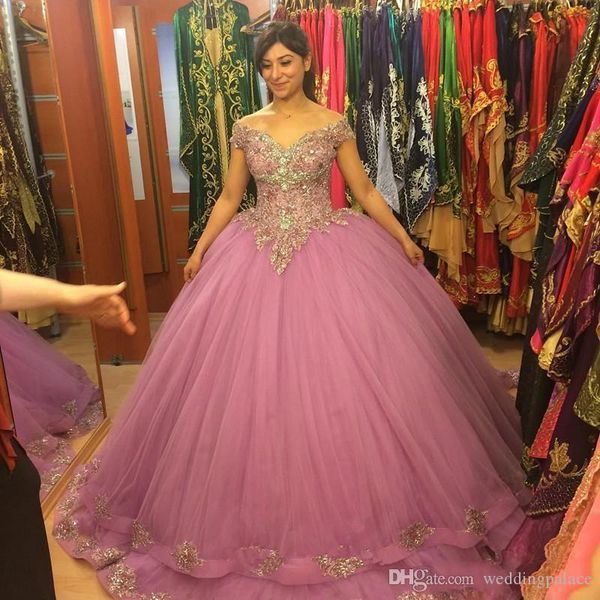 2020 ball gown quinceanera dresses v neck sequins beaded appliques shinning graduation dresses pageant gowns special occasion dresses, Blue;red
2020 ball gown quinceanera dresses v neck sequins beaded appliques shinning graduation dresses pageant gowns special occasion dresses, Blue;red