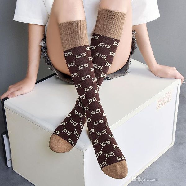 Fashion Sports 19FW Tide brand women socks long tube letter GG knees thin section wild cotton socks women
Fashion Sports 19FW Tide brand women socks long tube letter GG knees thin section wild cotton socks women
