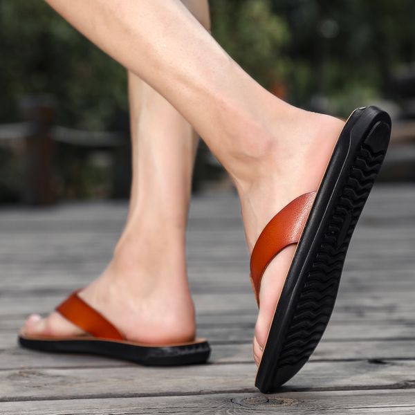 2020 black men women slide sandals designer shoes slide summer fashion wide flat slippery with thick sandals slipper flip flops 15
2020 black men women slide sandals designer shoes slide summer fashion wide flat slippery with thick sandals slipper flip flops 15