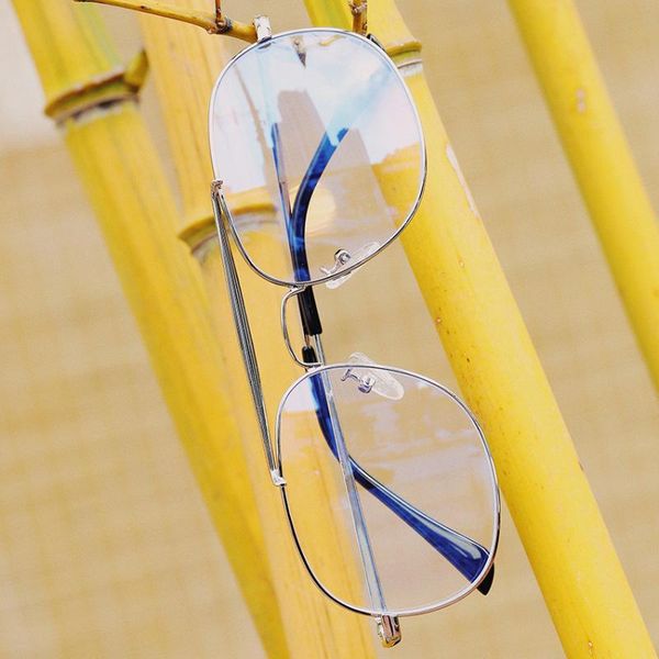 luxury retro brand women sunglasses punk sun glasses male glasses big round eyewear clear lens sunglasses, White;black
luxury retro brand women sunglasses punk sun glasses male glasses big round eyewear clear lens sunglasses, White;black