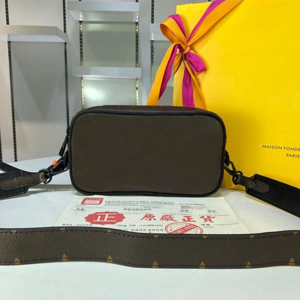 2019 single shoulder bag for men and women, handbag. fashion debut, suitable for all kinds of street shooting, classic looks different
2019 single shoulder bag for men and women, handbag. fashion debut, suitable for all kinds of street shooting, classic looks different