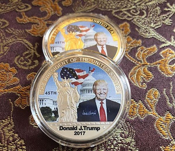 fashion 2017 american 45th president donald trump commemorative coin united states avatar gold coins silver badge metal craft collection dhl
fashion 2017 american 45th president donald trump commemorative coin united states avatar gold coins silver badge metal craft collection dhl