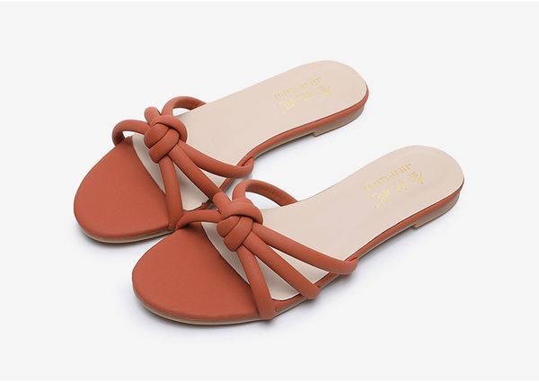 cross-border slippers female 2020 summer new boho color word beach sandals lazy slippers, Black
cross-border slippers female 2020 summer new boho color word beach sandals lazy slippers, Black