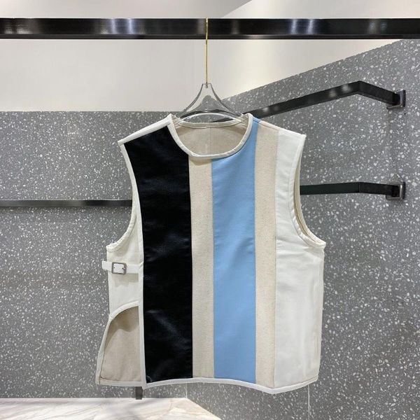 2019 new ladies fashion color matching sleeveless jacket vest 1216, Black;white
2019 new ladies fashion color matching sleeveless jacket vest 1216, Black;white