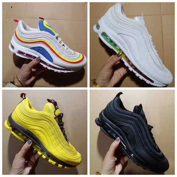 190 colour rmax97 hoe triple white running hoe metallic gold ilver bullet pink men trainer women rmax97 port neaker max ize 36 45, Black;green
190 colour rmax97 hoe triple white running hoe metallic gold ilver bullet pink men trainer women rmax97 port neaker max ize 36 45, Black;green