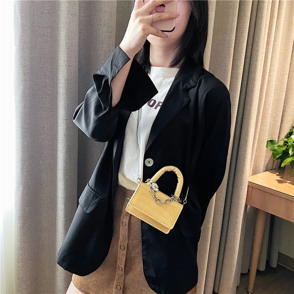 2020 new shoulder bag women's casual fashion korean version of the mini solid color chain crocodile pattern bag
2020 new shoulder bag women's casual fashion korean version of the mini solid color chain crocodile pattern bag