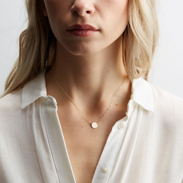 diy style gold ladies stainless steel necklace ladies round pendant short necklace women's gift jewelry accessories2020, Golden;silver
diy style gold ladies stainless steel necklace ladies round pendant short necklace women's gift jewelry accessories2020, Golden;silver