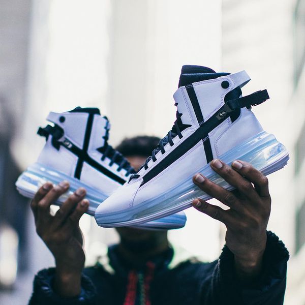 triple black white red saturn highlighted man basketball shoes miami vice dynamic yellow hyper pink madness cool sports sneakers
triple black white red saturn highlighted man basketball shoes miami vice dynamic yellow hyper pink madness cool sports sneakers