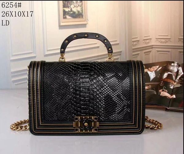 brand classic fashion ladies leather designers shoulder bag chain messenger wallet luxury clutch 02
brand classic fashion ladies leather designers shoulder bag chain messenger wallet luxury clutch 02