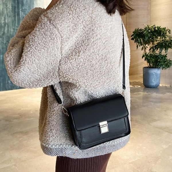 2019 new arrival messenger bags women solid color leather shoulder bag large capacity handbags pocket mobile phone bag female
2019 new arrival messenger bags women solid color leather shoulder bag large capacity handbags pocket mobile phone bag female