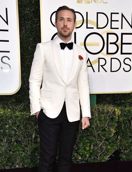 latest design one button ivory groom tuxedos shawl lapel men suits 2 pieces wedding/prom/dinner blazer (jacket+pants+tie) w738, Black;gray
latest design one button ivory groom tuxedos shawl lapel men suits 2 pieces wedding/prom/dinner blazer (jacket+pants+tie) w738, Black;gray