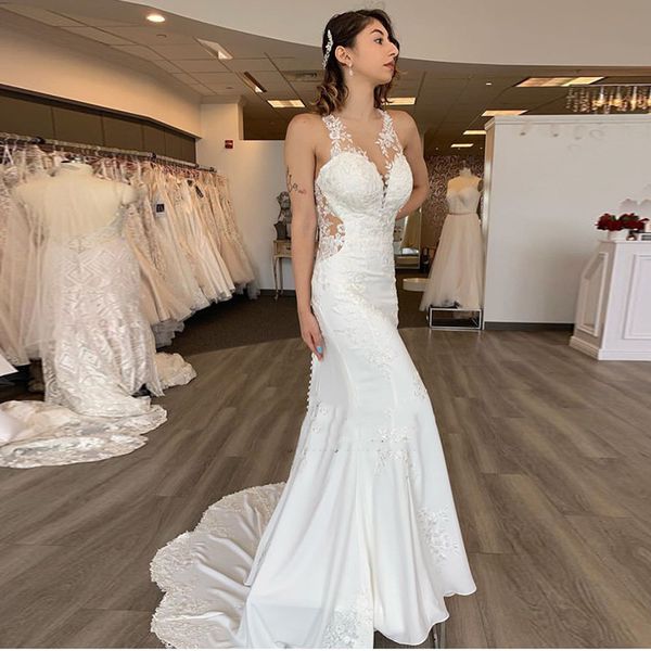 gorgeous mermaid wedding dress halter appliques bridal dress covered button backless sweep train lace wedding dresses, White
gorgeous mermaid wedding dress halter appliques bridal dress covered button backless sweep train lace wedding dresses, White