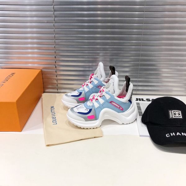 2020 fashion paris shoes sneaker triple s casual dad shoes for womens colors sports shoe size 35-40
2020 fashion paris shoes sneaker triple s casual dad shoes for womens colors sports shoe size 35-40