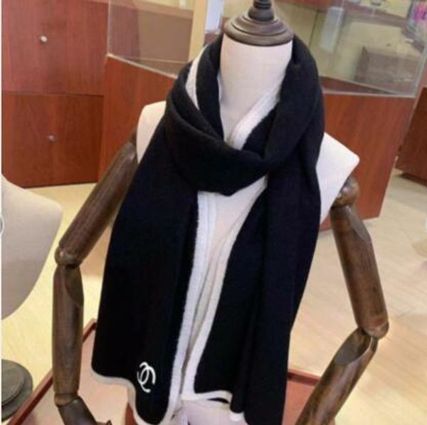new cashmere scarf in winter, cashmere texture, exquisite workmanship, soft and comfortable, both scarf and shawl can be made, Blue;gray
new cashmere scarf in winter, cashmere texture, exquisite workmanship, soft and comfortable, both scarf and shawl can be made, Blue;gray