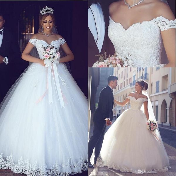 2019 modern wedding dresses simple sweetheart off shoulder lace appliques beaded illusion floor length tulle plus size bridal gowns, White
2019 modern wedding dresses simple sweetheart off shoulder lace appliques beaded illusion floor length tulle plus size bridal gowns, White