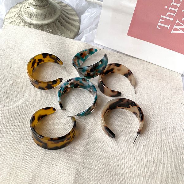 charm fashion women vintage simple korean acetic acid acrylic tortoise leopard circle hoop earrings c shaped party jewelry gifts, Golden
charm fashion women vintage simple korean acetic acid acrylic tortoise leopard circle hoop earrings c shaped party jewelry gifts, Golden
