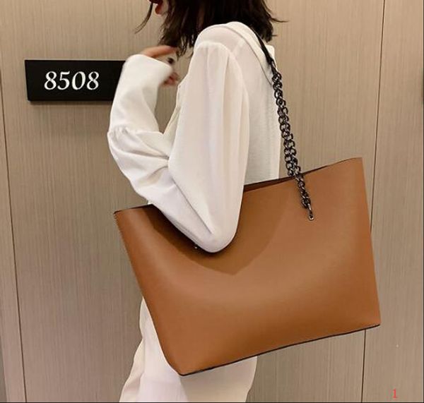 Designer Women Large Capacity Handbags Luxury Lady New Vintage Tote Bag Simple Plain Shoulder Bags Fashion Chain Handbag PH-RG2021905
Designer Women Large Capacity Handbags Luxury Lady New Vintage Tote Bag Simple Plain Shoulder Bags Fashion Chain Handbag PH-RG2021905