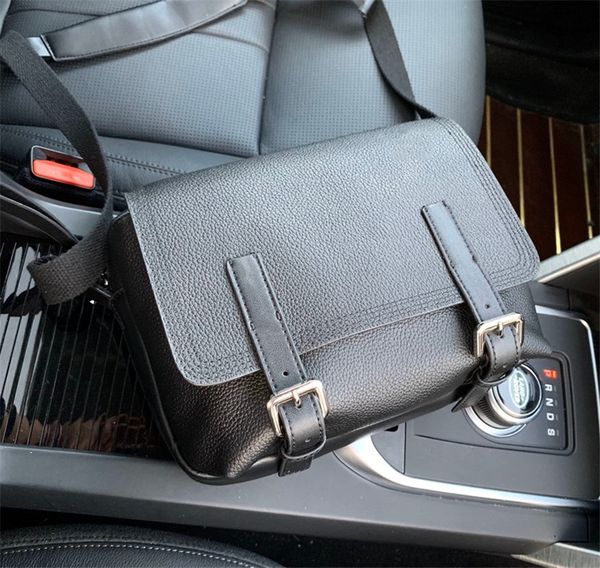 leather fashion plain designer luxury shoulder bag men cross body
leather fashion plain designer luxury shoulder bag men cross body