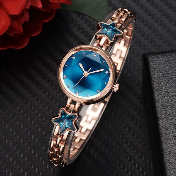 fashion temperament raised dial quartz star rhinestone steel bracelet watch, Slivery;brown
fashion temperament raised dial quartz star rhinestone steel bracelet watch, Slivery;brown