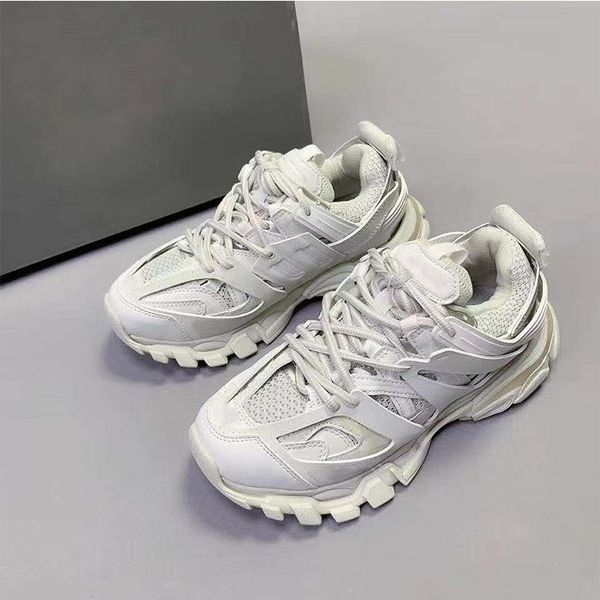2020 new casual shoes, daddy shoes, fashion trends need detailed pictures, please contact me with men and women of the same size 35-45, Black
2020 new casual shoes, daddy shoes, fashion trends need detailed pictures, please contact me with men and women of the same size 35-45, Black