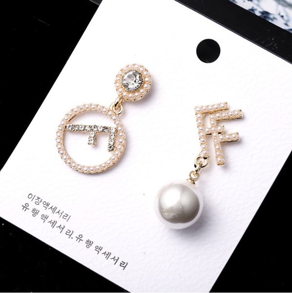 2020 925 sterling silver earrings ladies fashion jewelry irregular pearl letters long earrings girls party accessories, Golden
2020 925 sterling silver earrings ladies fashion jewelry irregular pearl letters long earrings girls party accessories, Golden