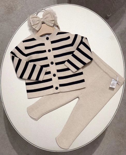 2020 new autumn baby boys girls sweaters and leggings kids knitted shirt and trousers for baby and toddler children, White
2020 new autumn baby boys girls sweaters and leggings kids knitted shirt and trousers for baby and toddler children, White