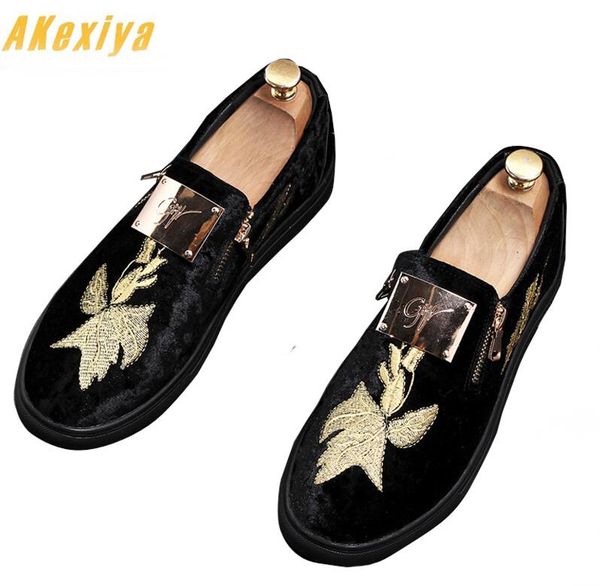 2019 british designer men trendy embroidery flower platform casual flats shoes loafers male sheetmetal walking moccasins shoes, Black
2019 british designer men trendy embroidery flower platform casual flats shoes loafers male sheetmetal walking moccasins shoes, Black