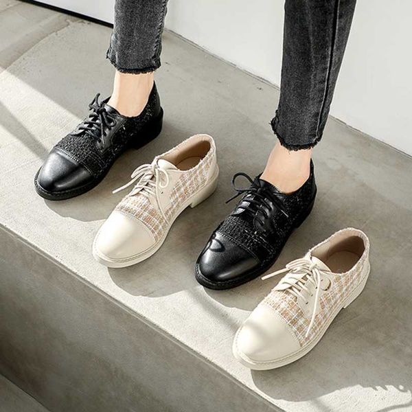 lace-up woman shoes patchwork cloth loafers female shoes vintage preepy oxfords lattices moccasin england brogue flats for women, Black
lace-up woman shoes patchwork cloth loafers female shoes vintage preepy oxfords lattices moccasin england brogue flats for women, Black