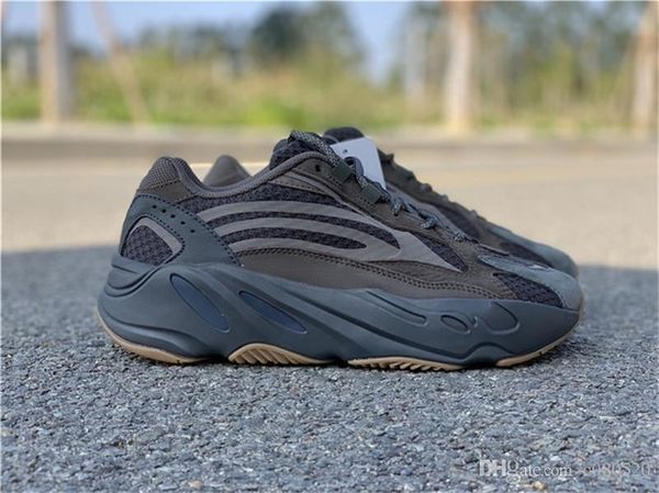 2019 release 700syoozy geode eg6860 black static 3m reflection man women running sneakers authentic quality with originals shoes box us5-12
2019 release 700syoozy geode eg6860 black static 3m reflection man women running sneakers authentic quality with originals shoes box us5-12