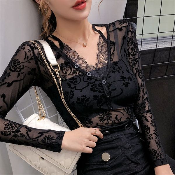 2020 temperament base shirt stitching lace lace sling t-shirt women's long sleeve western style v-neck top, White
2020 temperament base shirt stitching lace lace sling t-shirt women's long sleeve western style v-neck top, White
