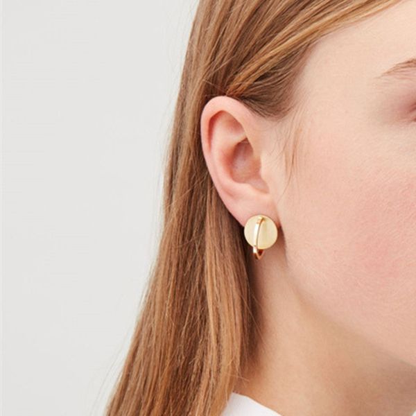 1pair simple gold color round wafer open hoop earrings women personality glossy small circle earrings brincos jewelry e525, Golden;silver
1pair simple gold color round wafer open hoop earrings women personality glossy small circle earrings brincos jewelry e525, Golden;silver