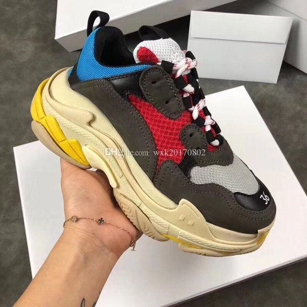 2019 fashion casual shoes 17fw men's and women's triple s casual shoes black, red, white, green and pink casual shoes multi-color
2019 fashion casual shoes 17fw men's and women's triple s casual shoes black, red, white, green and pink casual shoes multi-color
