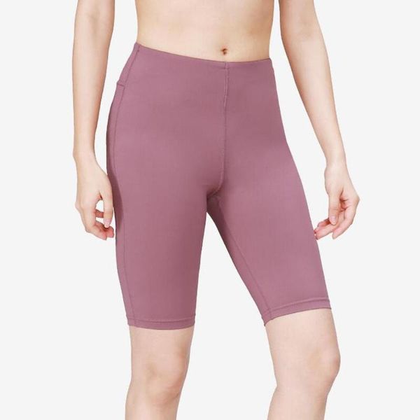 summer women high waist tight leggings gym sports yoga shorts elastic solid color fitness knee length trouser sweatpants 2020, White;red
summer women high waist tight leggings gym sports yoga shorts elastic solid color fitness knee length trouser sweatpants 2020, White;red