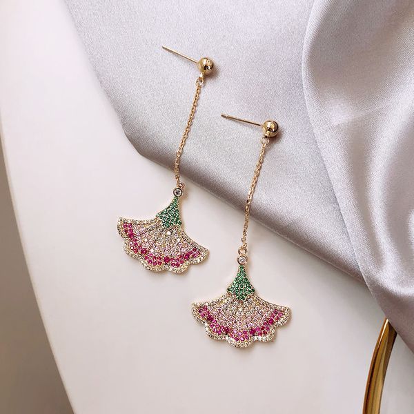 korean personality exquisite colorful rhinestones fan shape long earrings temperament fashion women girl jewelry accessories, Silver
korean personality exquisite colorful rhinestones fan shape long earrings temperament fashion women girl jewelry accessories, Silver