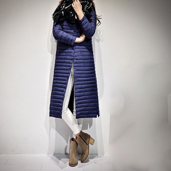 2018 women light coat winter 90% white duck down jackets female slim thin outwear long sleeve parkas solid color overcoat z122, Black
2018 women light coat winter 90% white duck down jackets female slim thin outwear long sleeve parkas solid color overcoat z122, Black