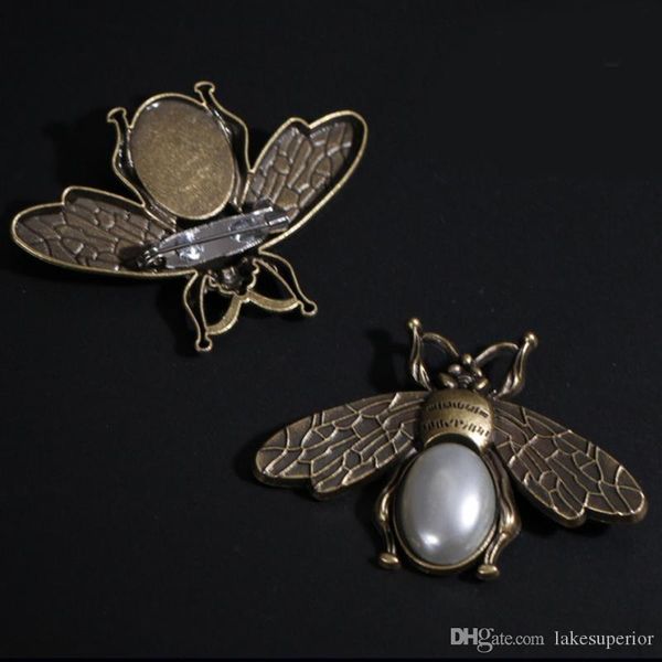 vintage bronze bee брошь женщин ретро bee брошь костюма ювелирных изделий pin отворотом модные аксессуары оптовая цена, Gray
vintage bronze bee брошь женщин ретро bee брошь костюма ювелирных изделий pin отворотом модные аксессуары оптовая цена, Gray