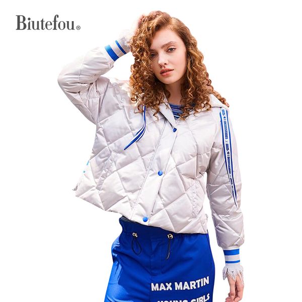 2018 new arrival women fashion hooded coats winter tassel white duck down warm short down coats, Black
2018 new arrival women fashion hooded coats winter tassel white duck down warm short down coats, Black