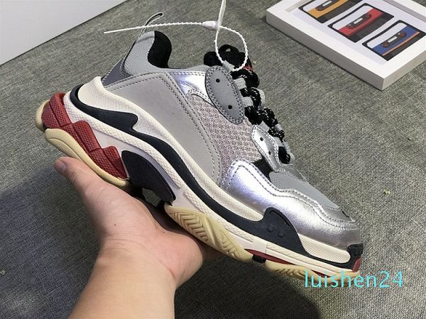 triple s designer dad shoes fashion sneakers triple-s zapatos fluo green black red clear sole men women casual shoes l24
triple s designer dad shoes fashion sneakers triple-s zapatos fluo green black red clear sole men women casual shoes l24