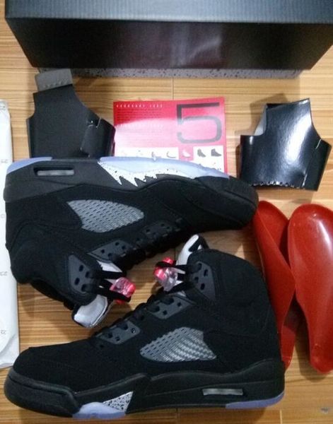 black metallic 5s v black metallic og gold medal wholesale basketball shoes men women with box
black metallic 5s v black metallic og gold medal wholesale basketball shoes men women with box