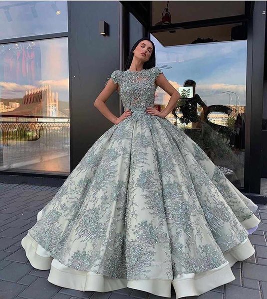 2020 ball gown evening dresses appliqued beaded jewel neck floor length lace formal party gowns custom made long special occasion dresses, Black;red
2020 ball gown evening dresses appliqued beaded jewel neck floor length lace formal party gowns custom made long special occasion dresses, Black;red